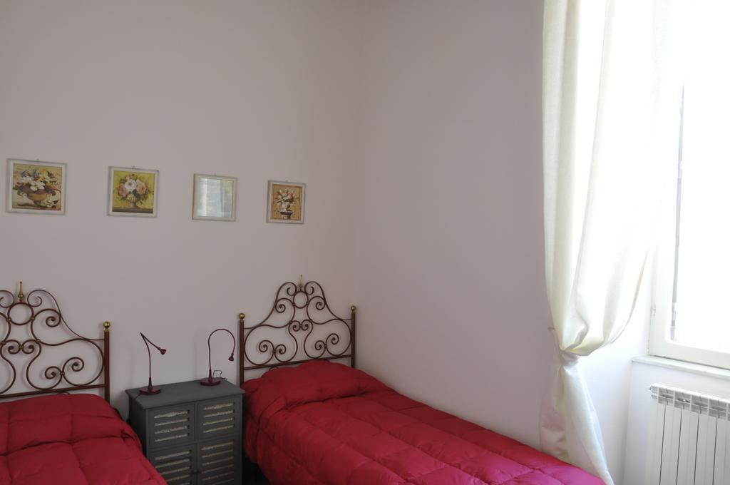 La Darsena B&B Civitavecchia Δωμάτιο φωτογραφία